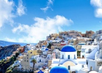 ΕΟΤ: Δυναμική προβολή της Σαντορίνης στην ιταλική αγορά